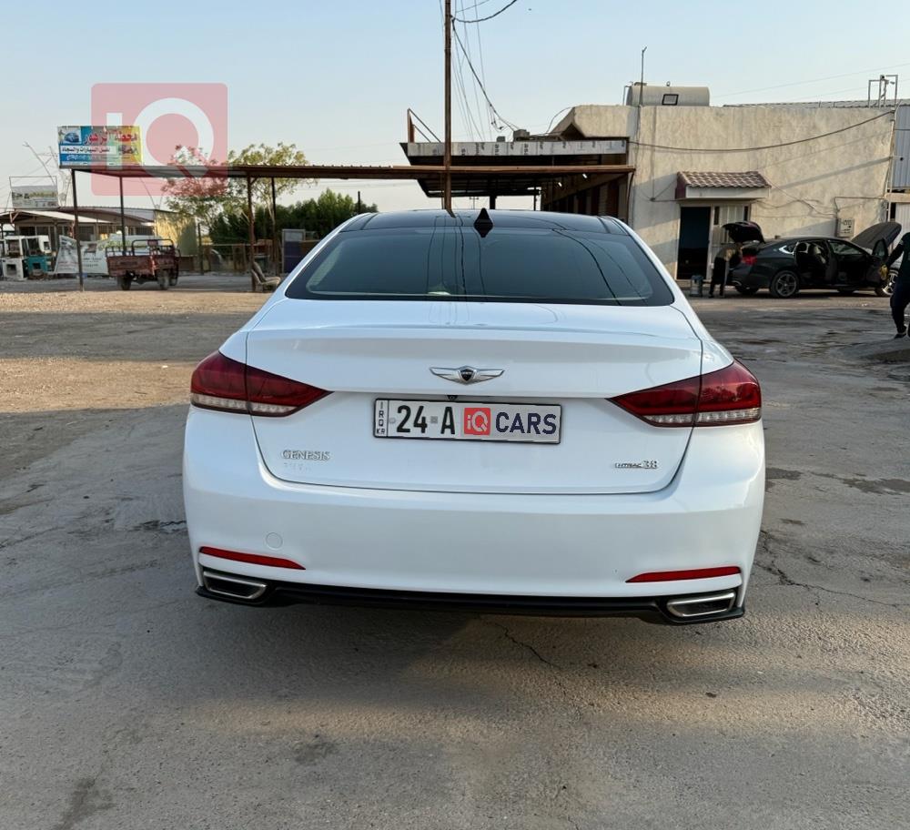 جنسس G80